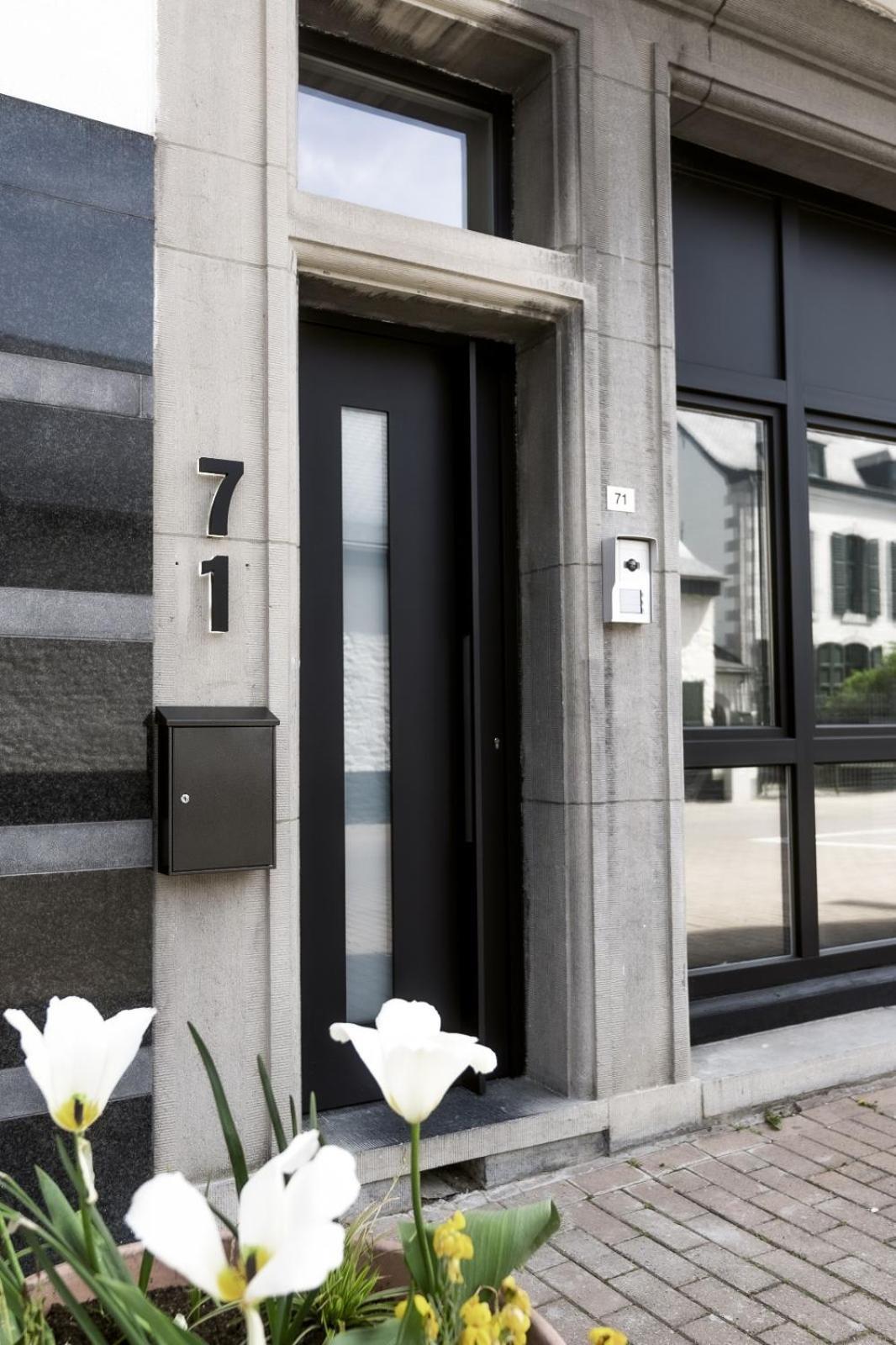 The Edgewater Suites - Park View Namur Exteriör bild