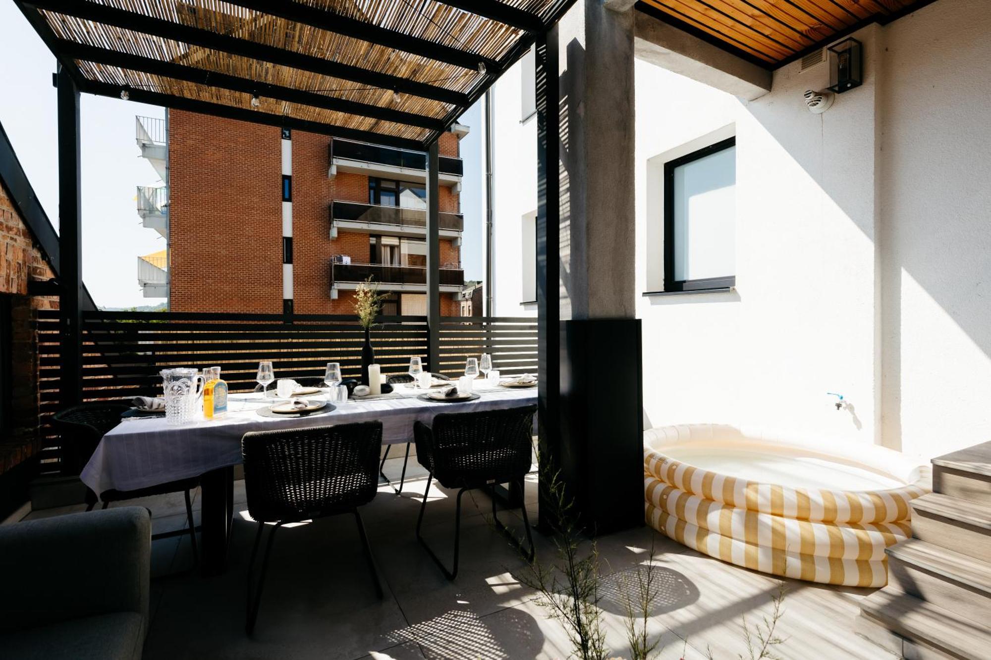 The Edgewater Suites - Park View Namur Exteriör bild