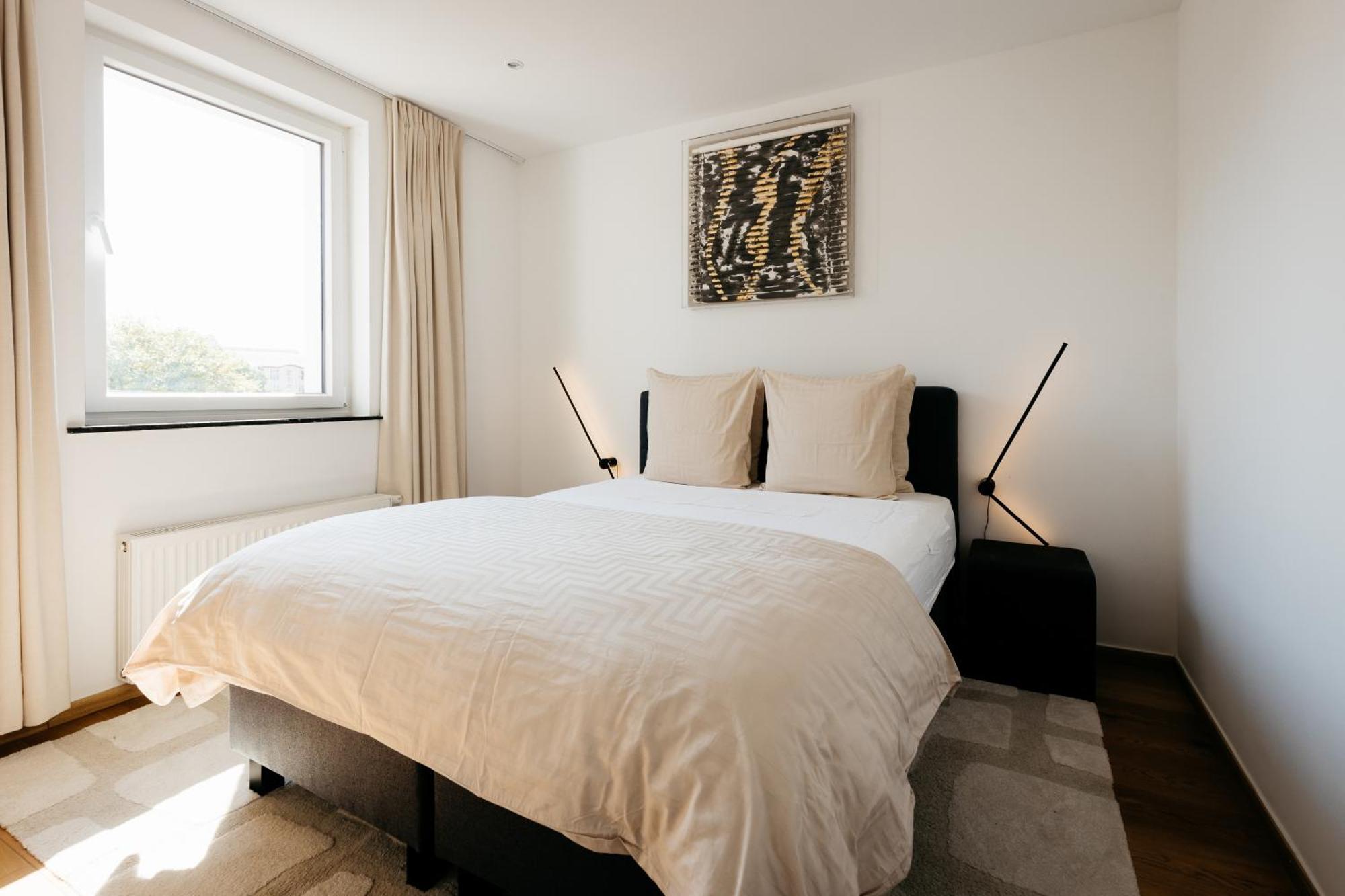 The Edgewater Suites - Park View Namur Exteriör bild